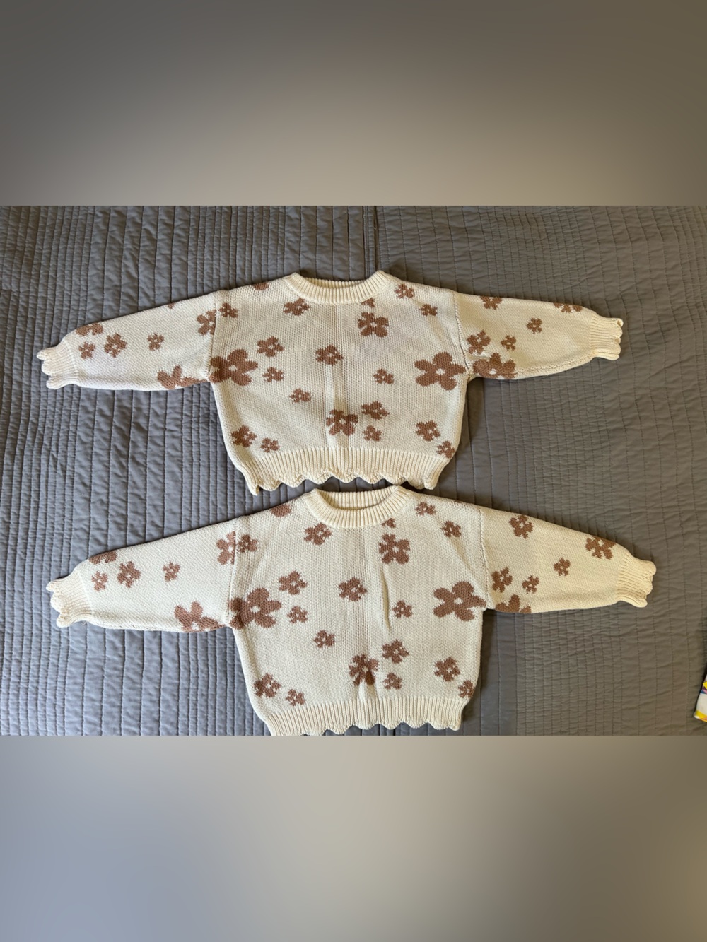 TWIN GIRLS | Cream and Brown Floral Knit Kids Sweater size 80 (1 -1.5 yrs)